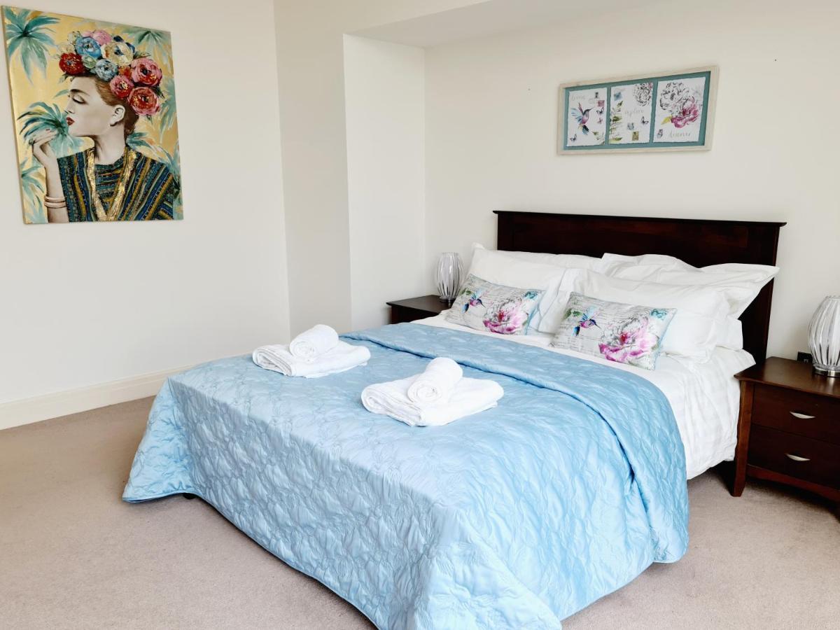 Seas The Day - Beachfront Apartment - Sleeps 4 ラムズゲート エクステリア 写真