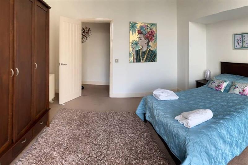 Seas The Day - Beachfront Apartment - Sleeps 4 ラムズゲート エクステリア 写真